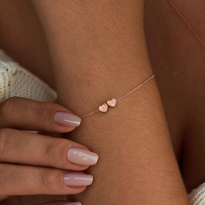 Bracciale personalizzato con iniziale e ciondolo a forma di cuore