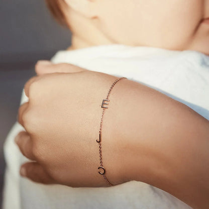 Bracciale personalizzato con iniziali laterali